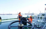 河北省建造的最大噸位原油輪交付，正式發(fā)往海外