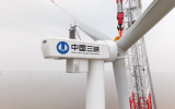 三峽江蘇大豐800兆瓦海上風(fēng)電項目首臺風(fēng)機(jī)成功完成吊裝
