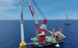 三峽青洲七項目首臺風(fēng)機(jī)成功吊裝 海上風(fēng)電建設(shè)邁出堅實步伐